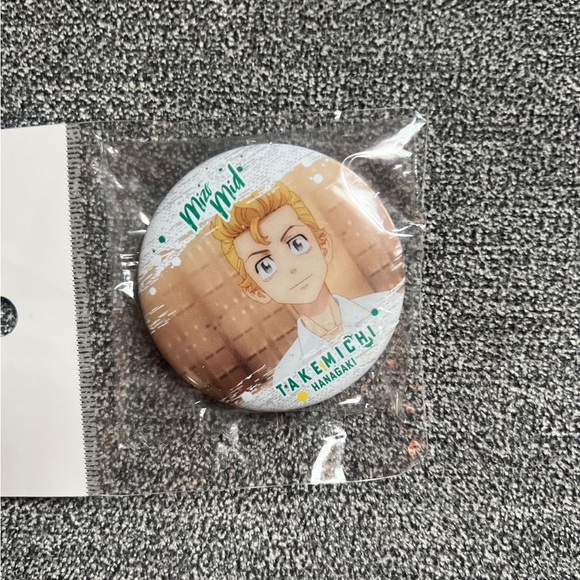 Tokyo Revengers Can Badge Japanese Anime - Picture 2 of 2